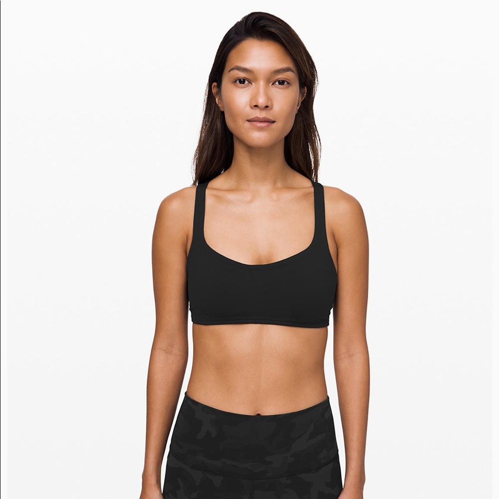 Black lulu lemon sports bra